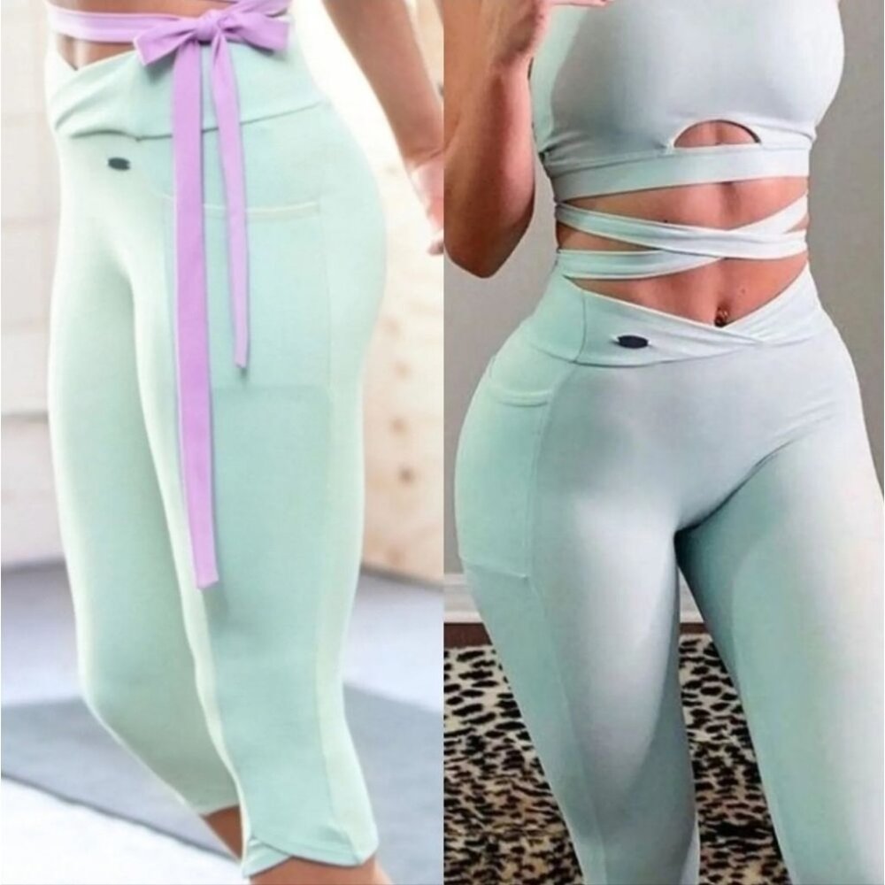 Gymshark Leggings Poise Cropped With Side Pockets In Pistachio Ice XS